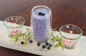 Blueberry and Cashew Smoothie