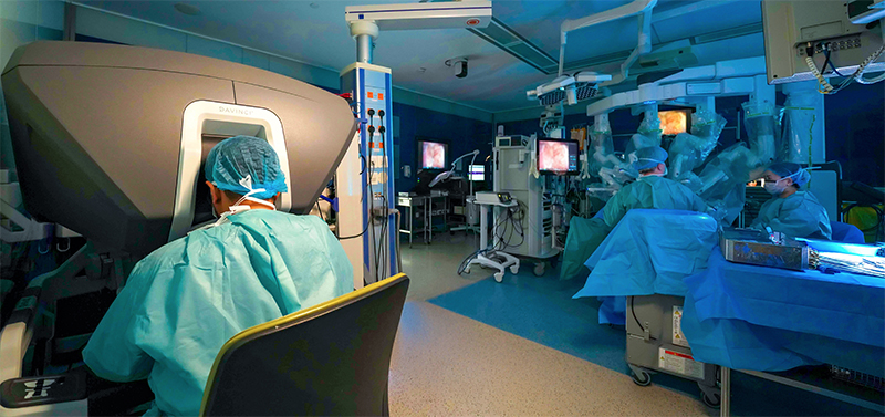 First robotic liver transplant