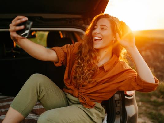 Top 9 Car Rental Tips for Solo Female Travelers - Must-Read!