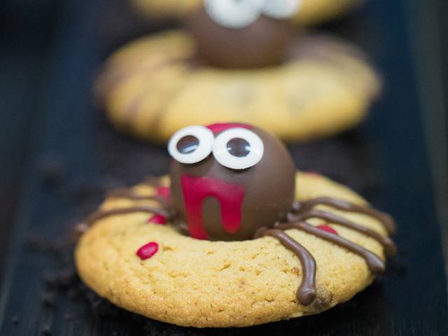 Spider Peanut Cookies