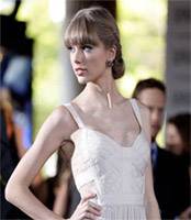 Scunci Look Taylor Swift