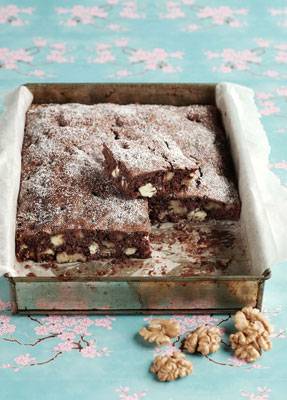 White Chocolate and Walnut Brownie